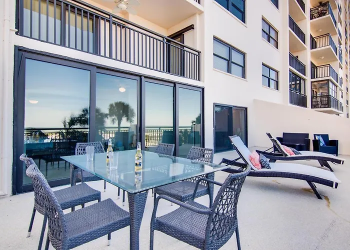 Apartment Harbour Light Towers 307 3rd Floor Beachfront 2 Bedroom Harbour Light Towers Clearwater Beach