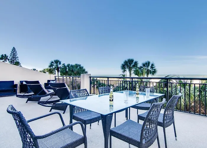 Harbour Light Towers 307 3rd Floor Beachfront 2 Bedroom Harbour Light Towers * Clearwater Beach